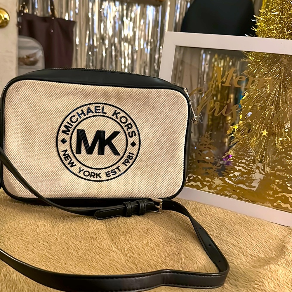 Michael Kors Crossbody Fulton Sport Handbag